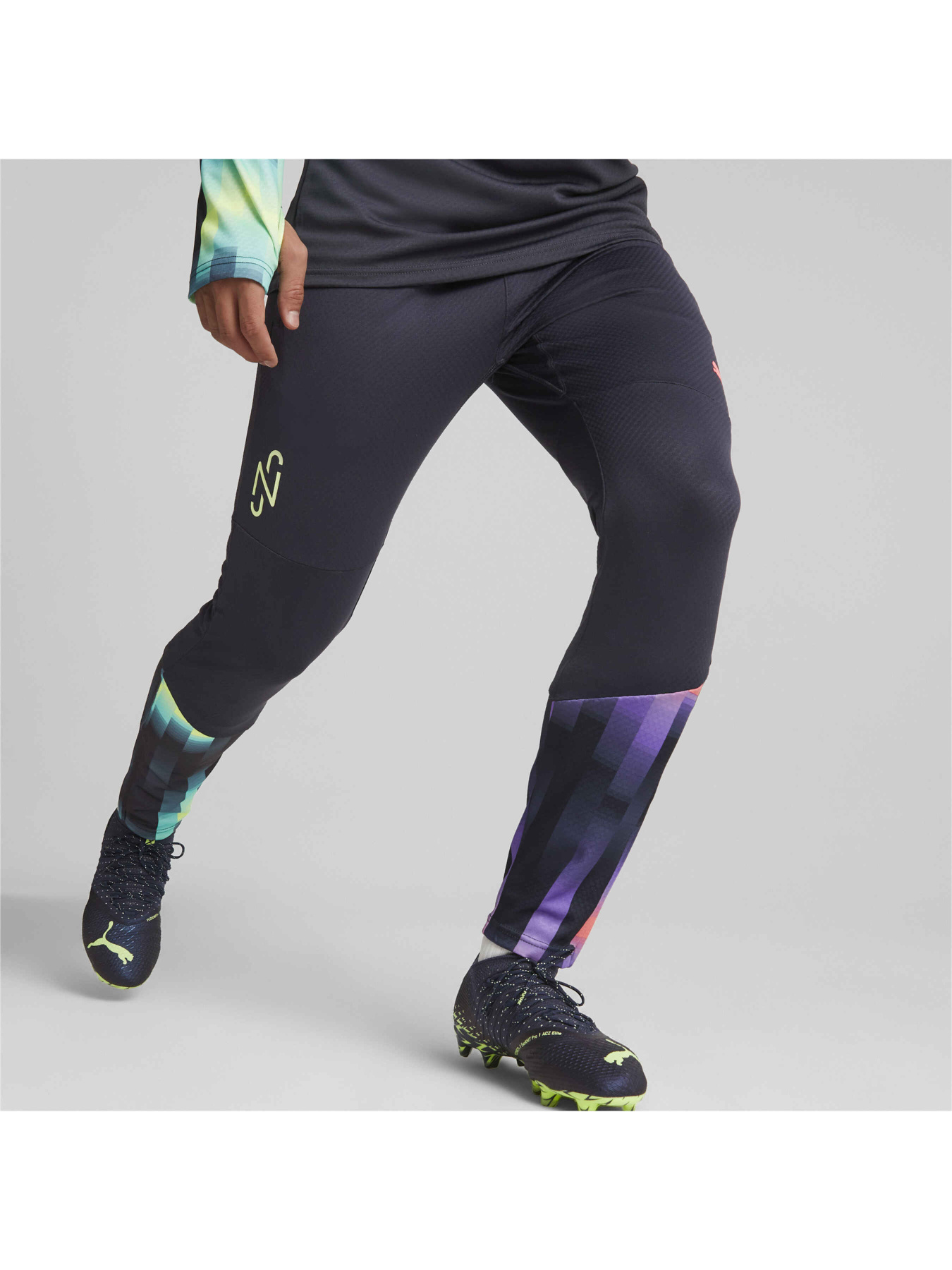 Штани спортивні PUMA Neymar Jr 24/7 Training Pant модель 605816 Фото