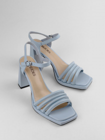 Босоніжки LeBERDES модель 00000015781 Фото