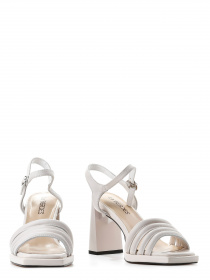 Босоножки LeBERDES модель 00000015783 Фото