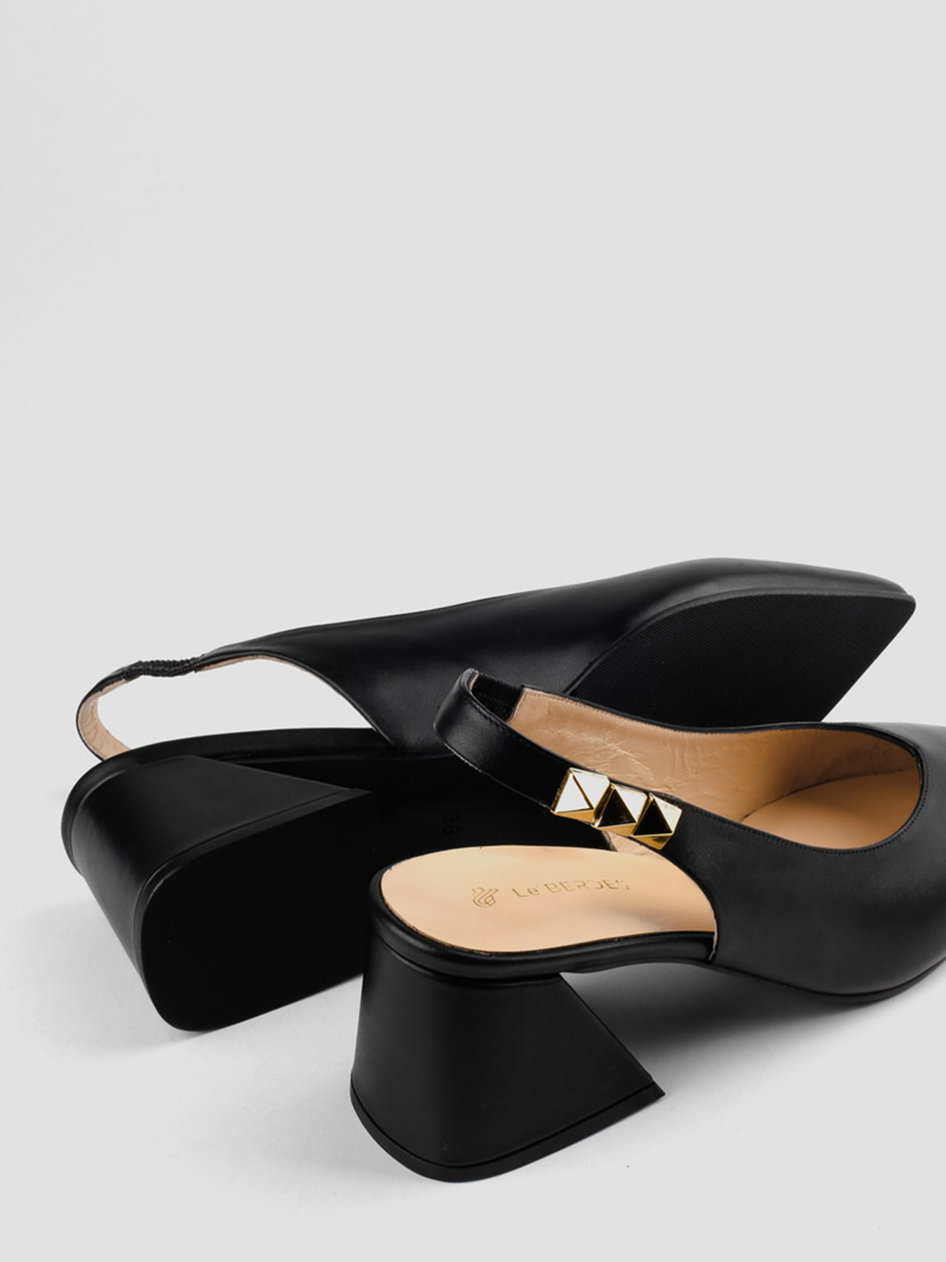 Босоножки LeBERDES модель 00000015785 Босоножки LeBERDES модель 00000015785 Фото