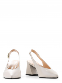 Босоножки LeBERDES модель 00000015786 Босоножки LeBERDES модель 00000015786 Фото