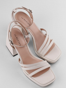 Босоножки LeBERDES модель 00000015812 Фото