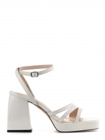 Босоніжки LeBERDES модель 00000015812 Фото