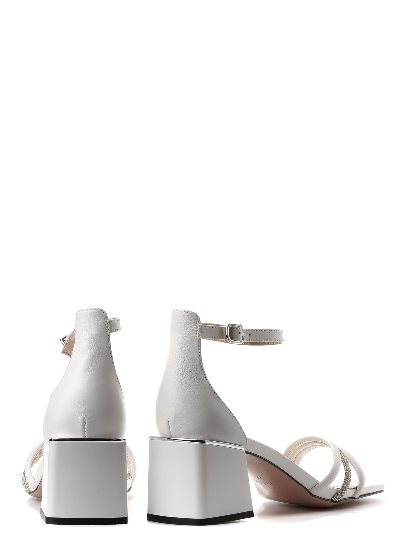 Босоножки LeBERDES модель 00000015814 Фото