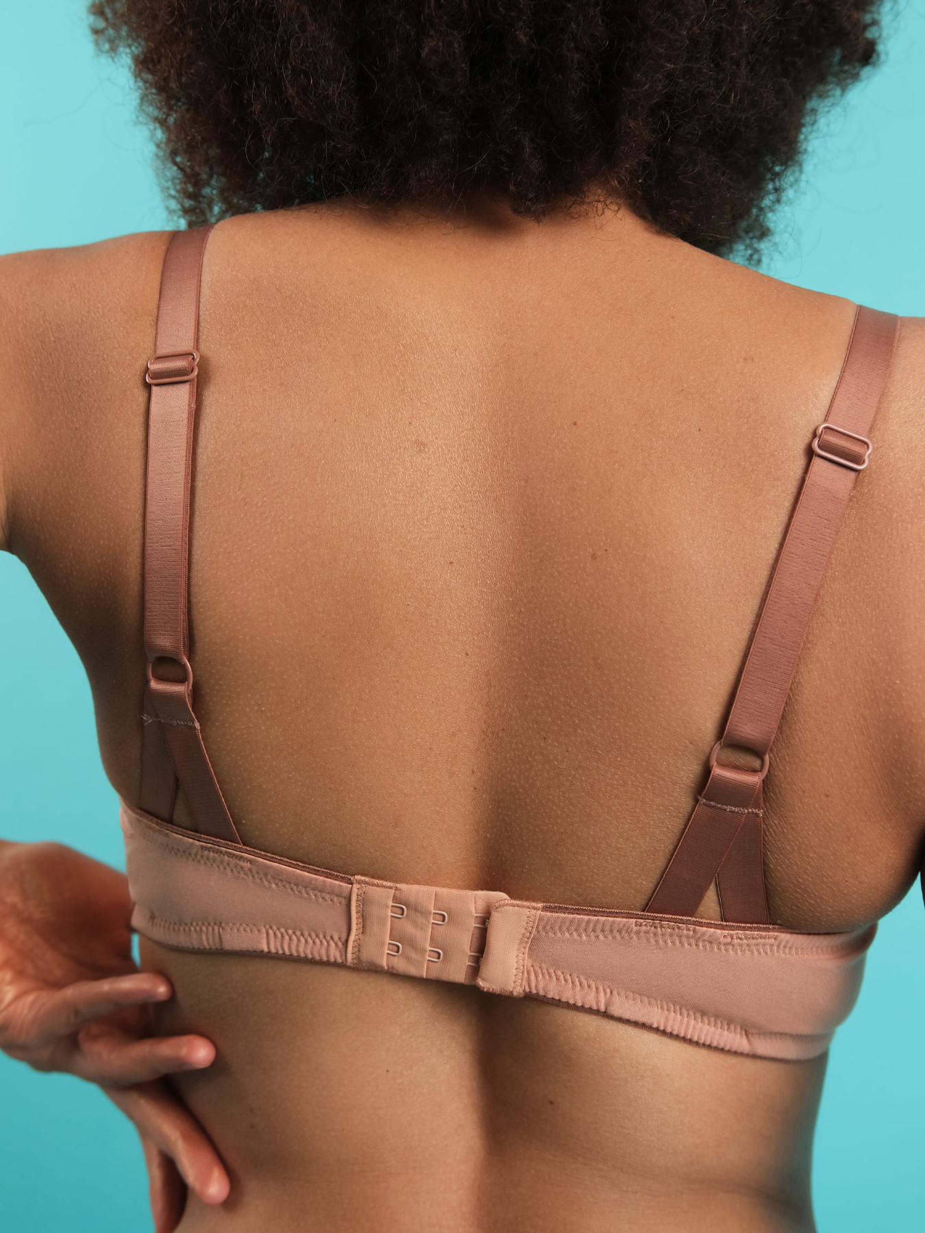 Бюстгальтер Brabrabra модель SLZ24501015_caramel Бюстгальтер Brabrabra модель SLZ24501015_caramel Фото