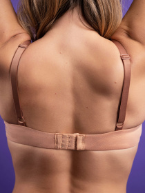 Бюстгальтер Brabrabra модель SLZ24501081_caramel Бюстгальтер Brabrabra модель SLZ24501081_caramel Фото