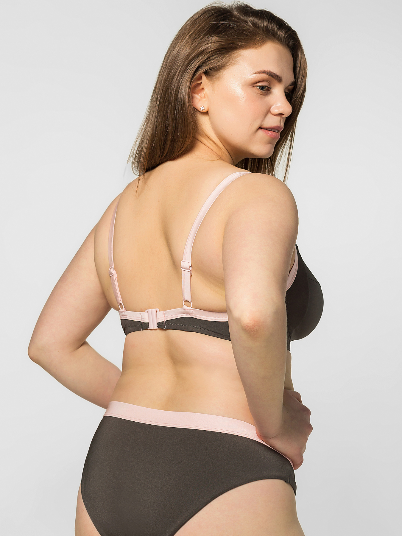 Верхняя часть купальника Brabrabra модель SO205407_olive Фото