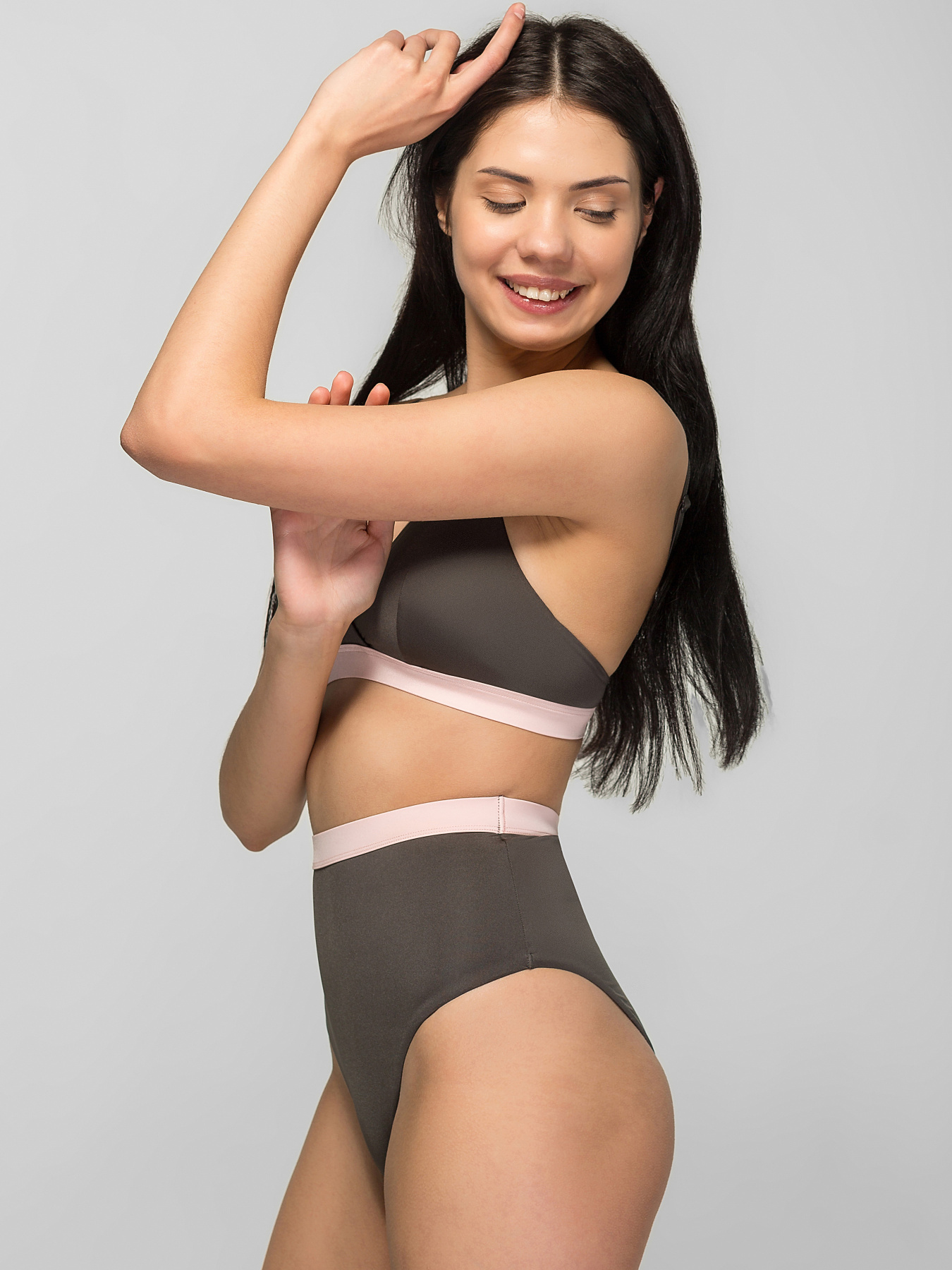 Низ купальника Brabrabra модель SO205421_olive Низ купальника Brabrabra модель SO205421_olive Фото