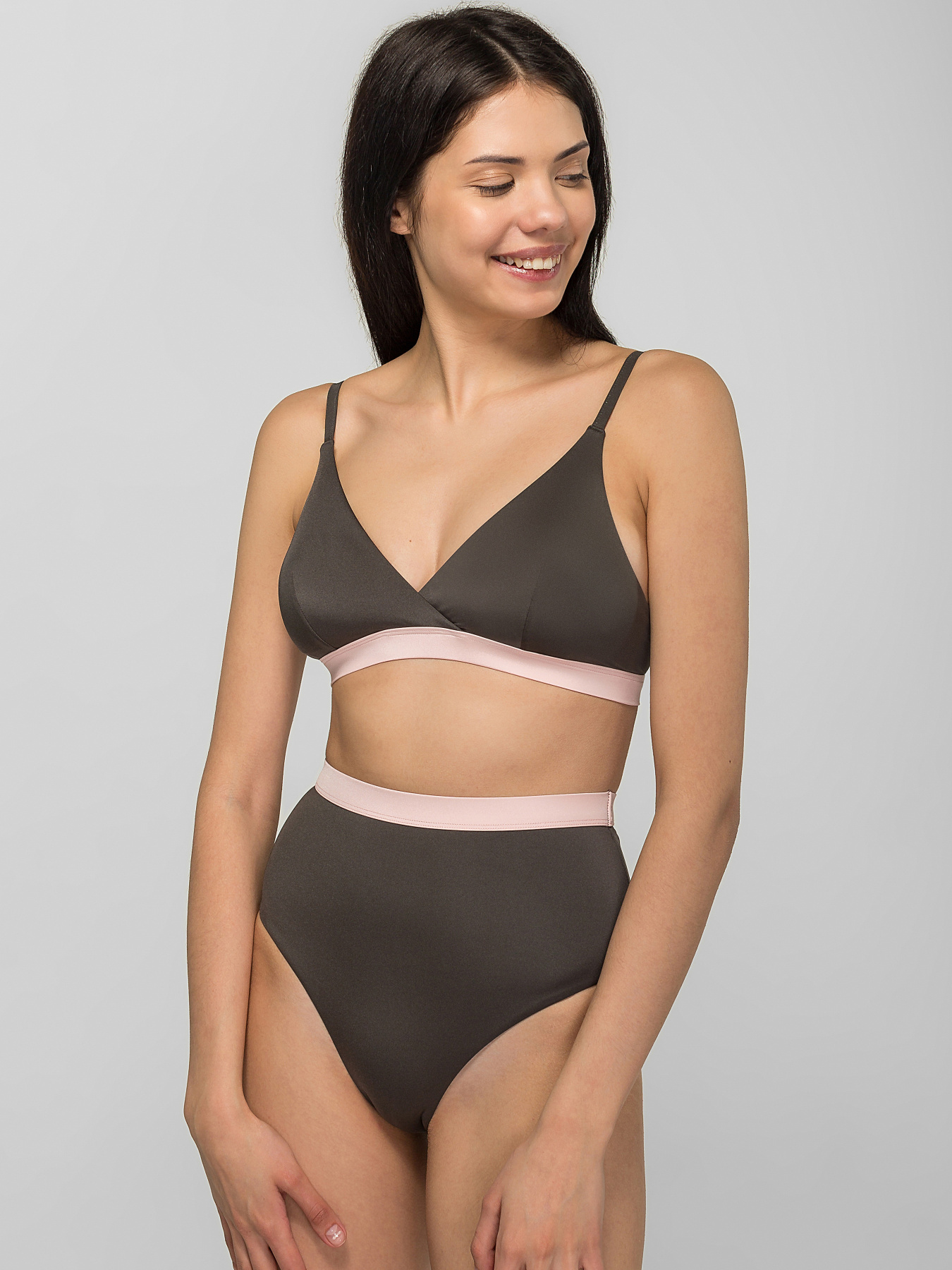 Низ купальника Brabrabra модель SO205421_olive Низ купальника Brabrabra модель SO205421_olive Фото