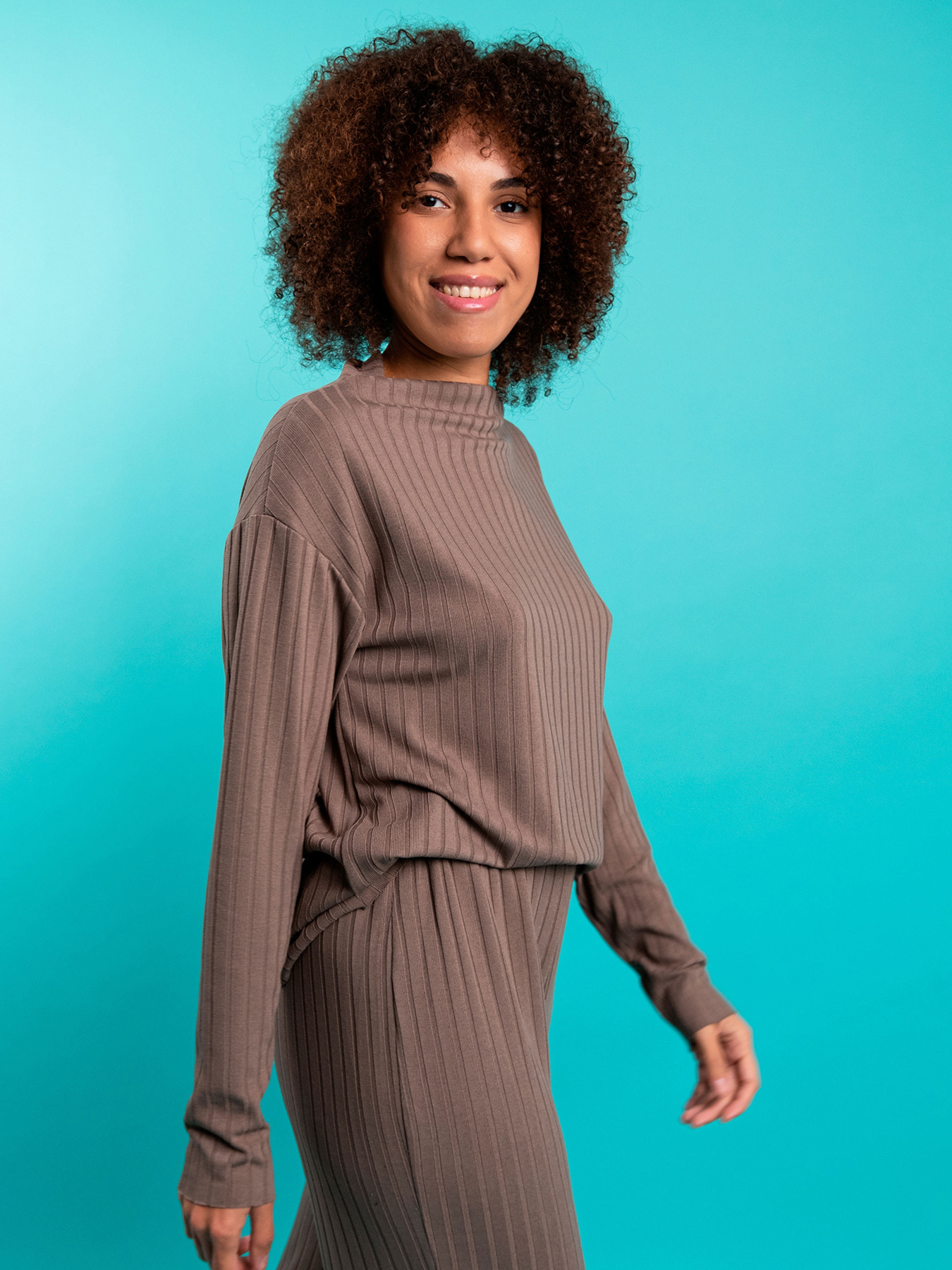 Верх пижамы Brabrabra модель HOM2216002_chocolate Фото