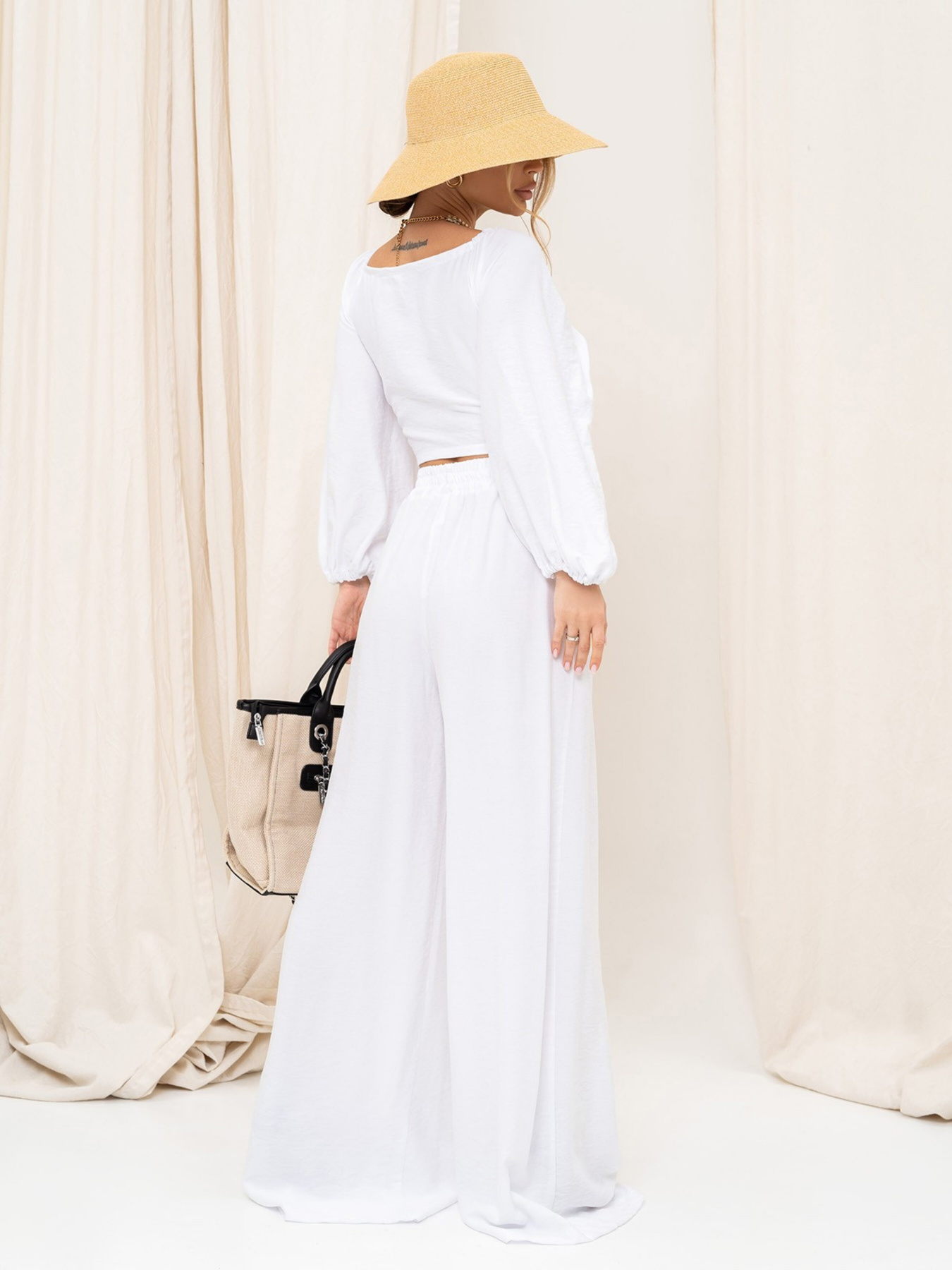 Повсякденний костюм ISSA Plus модель 13902_white Фото