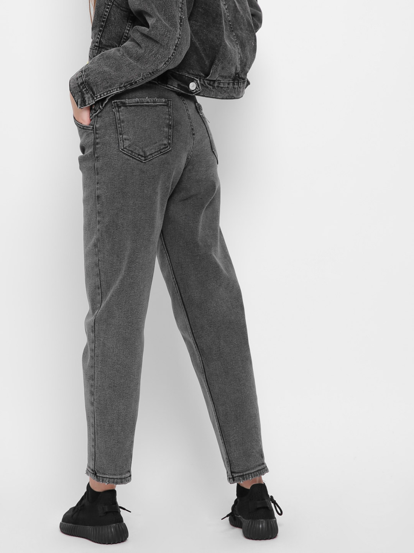 Джинсы CARICA модель 318494 Фото