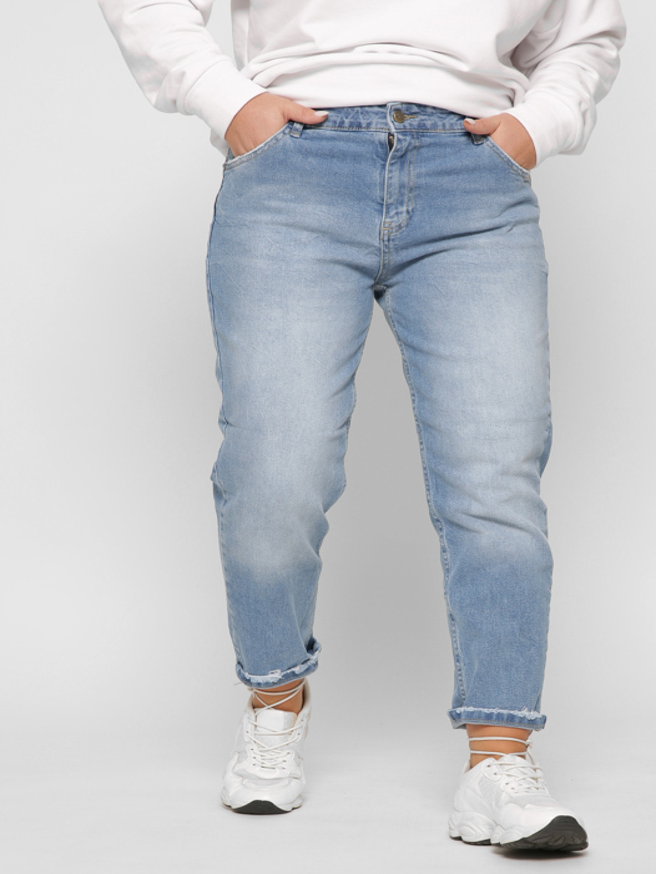 Джинсы CARICA модель 318182 Фото