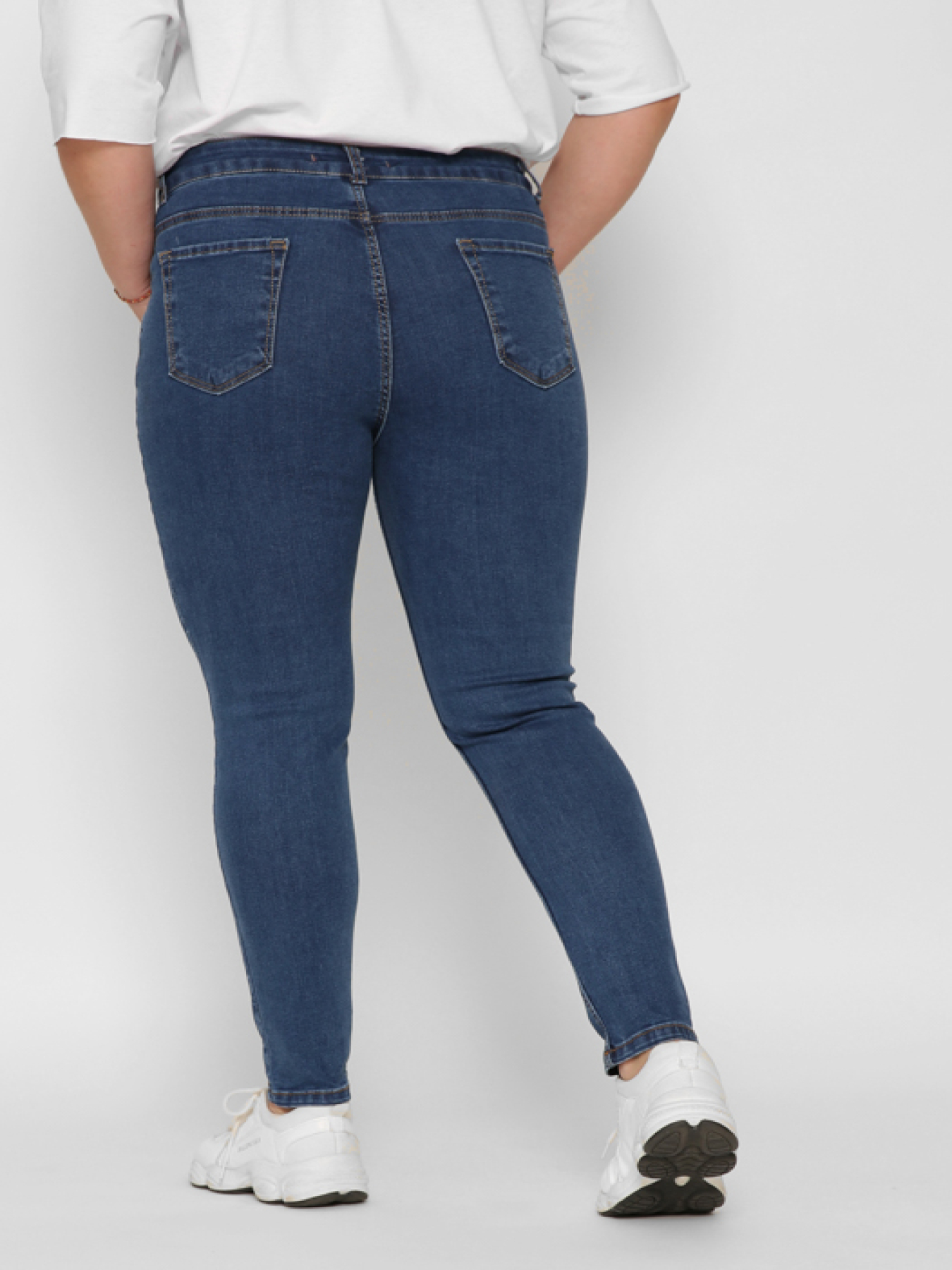 Джинсы CARICA модель 320292 Фото