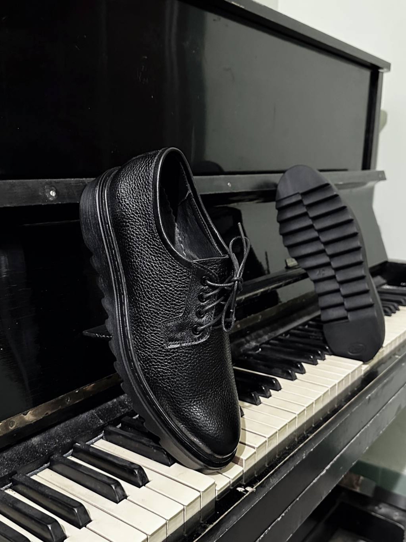 Туфли Legessy модель FOLK_BLACK Фото