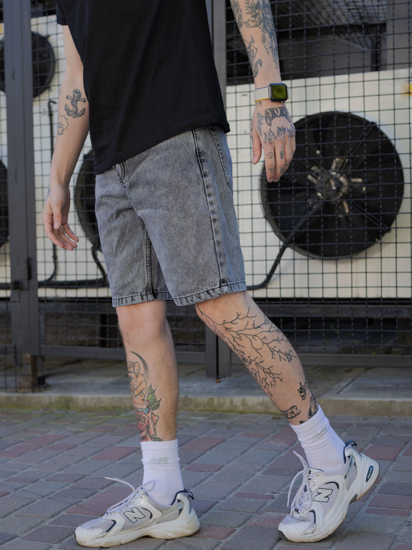 Джинсові шорти Without модель 8049007 Джинсові шорти Without модель 8049007 Фото