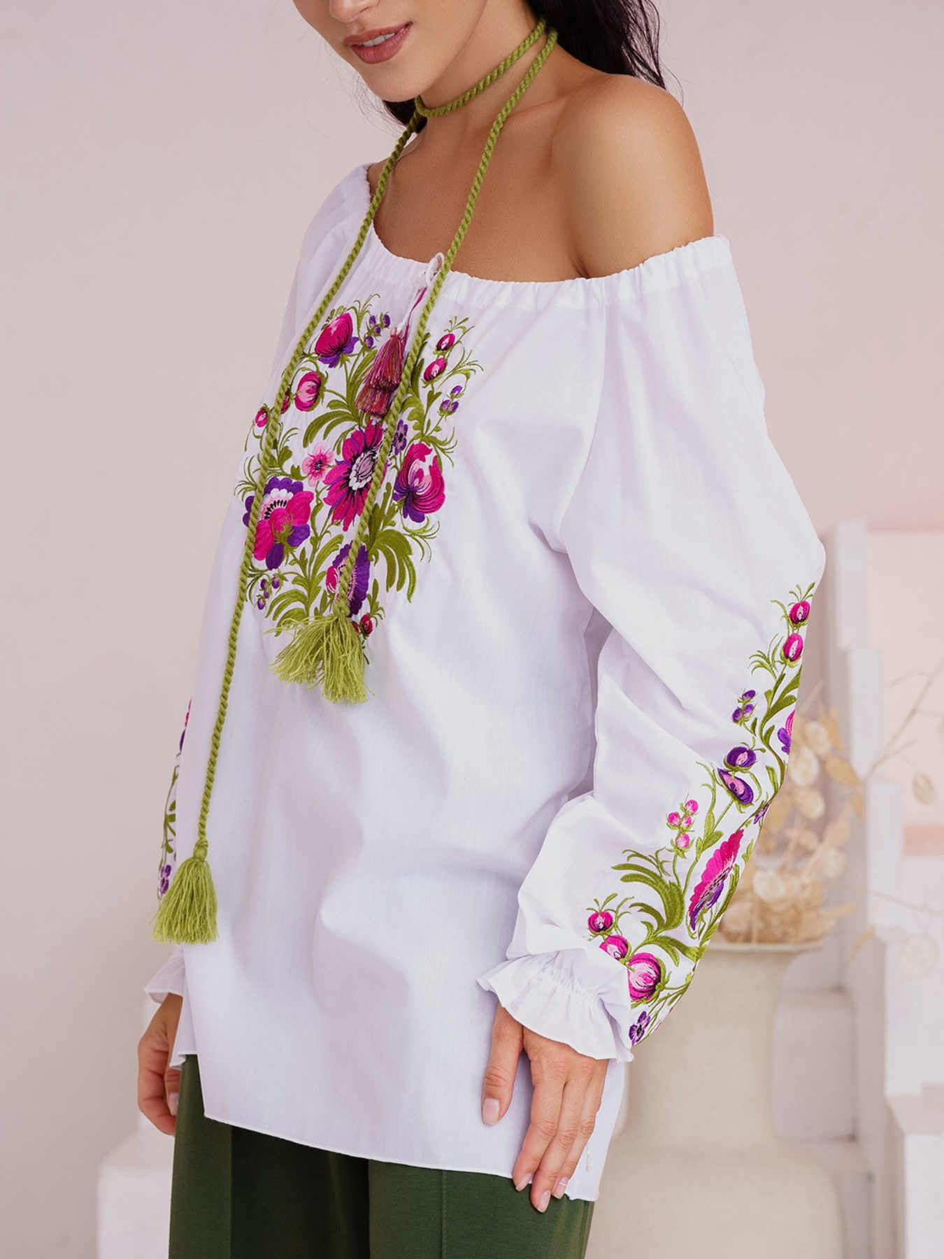 Вишита сорочка ISSA Plus модель WN20-306_white Фото