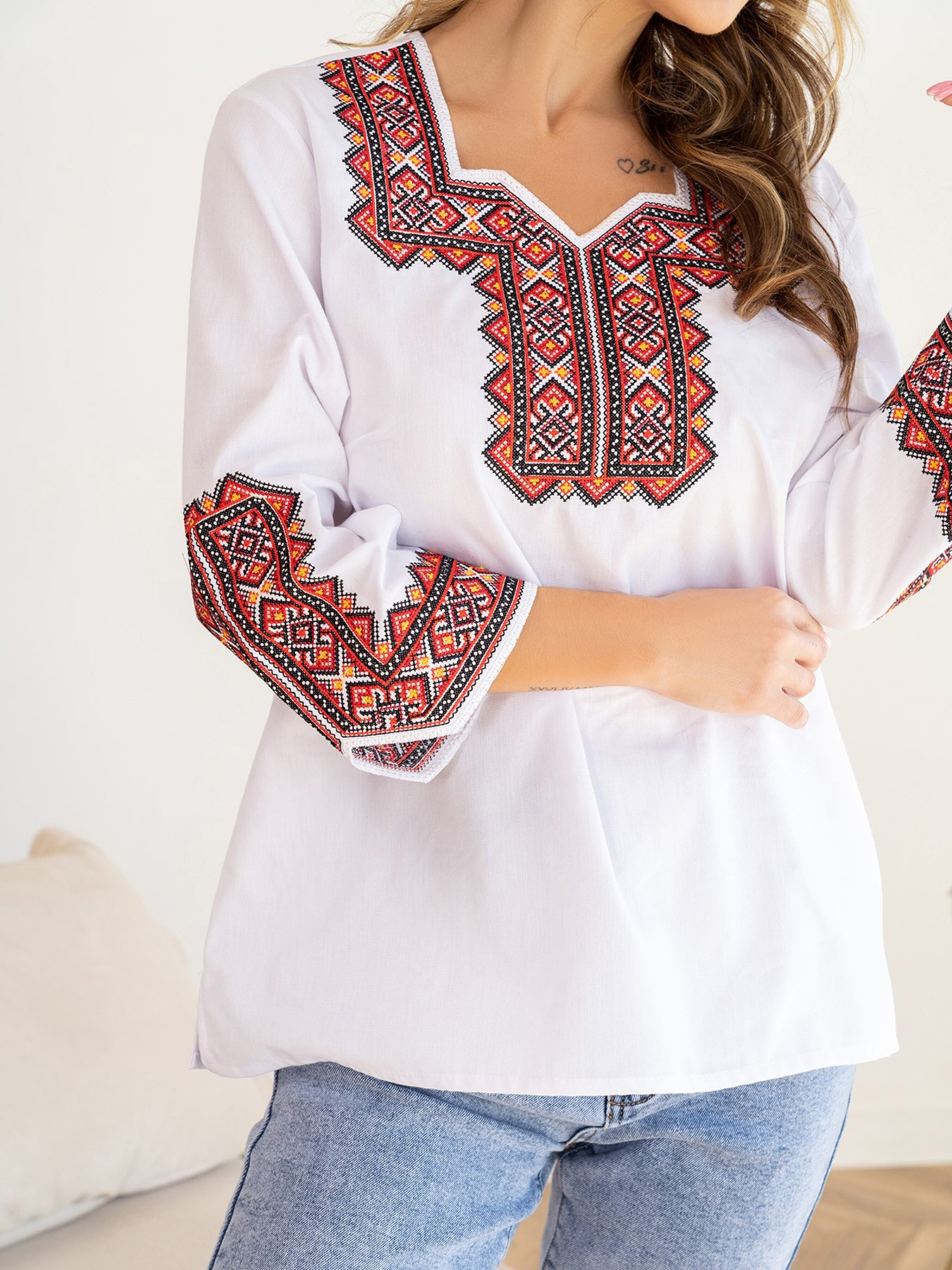 Вишита сорочка ISSA Plus модель WN20-487_whitered Фото