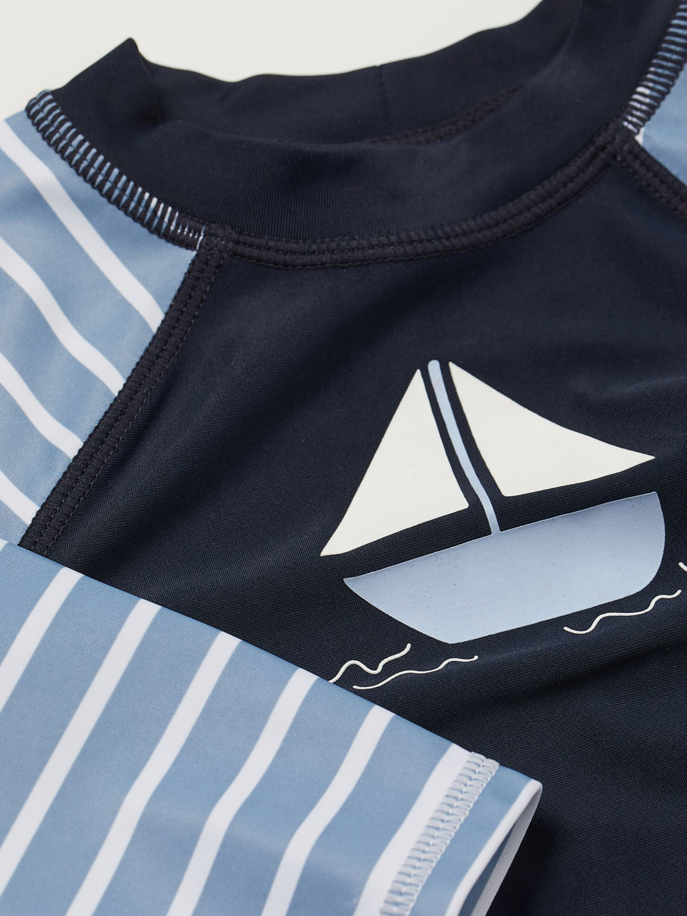 Костюм для плавання H&M Лонгслів для плавання модель 67976 Фото