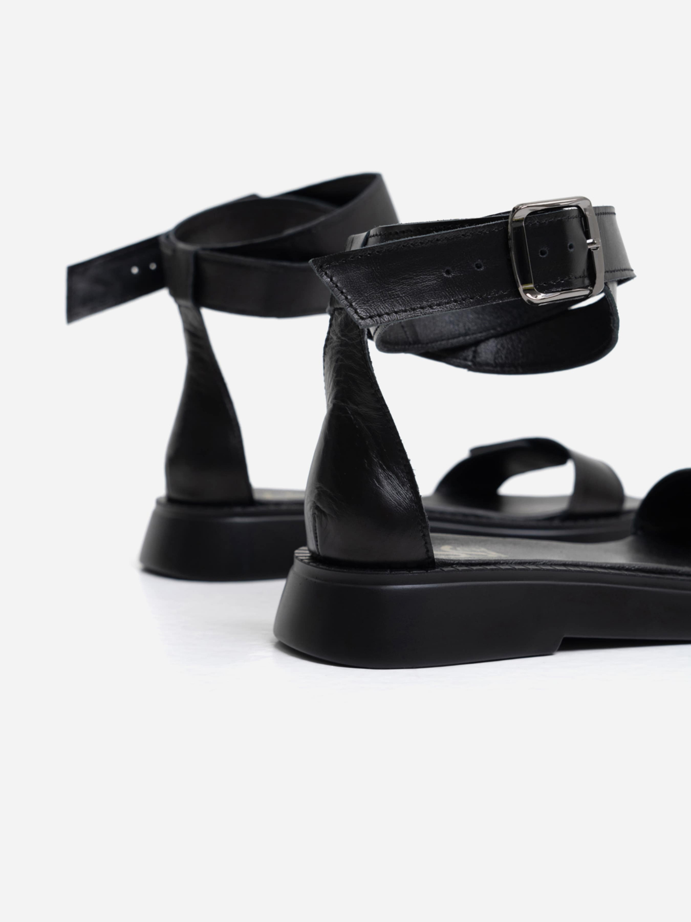 Сандалії ISSA Plus модель OB2-254_black Фото