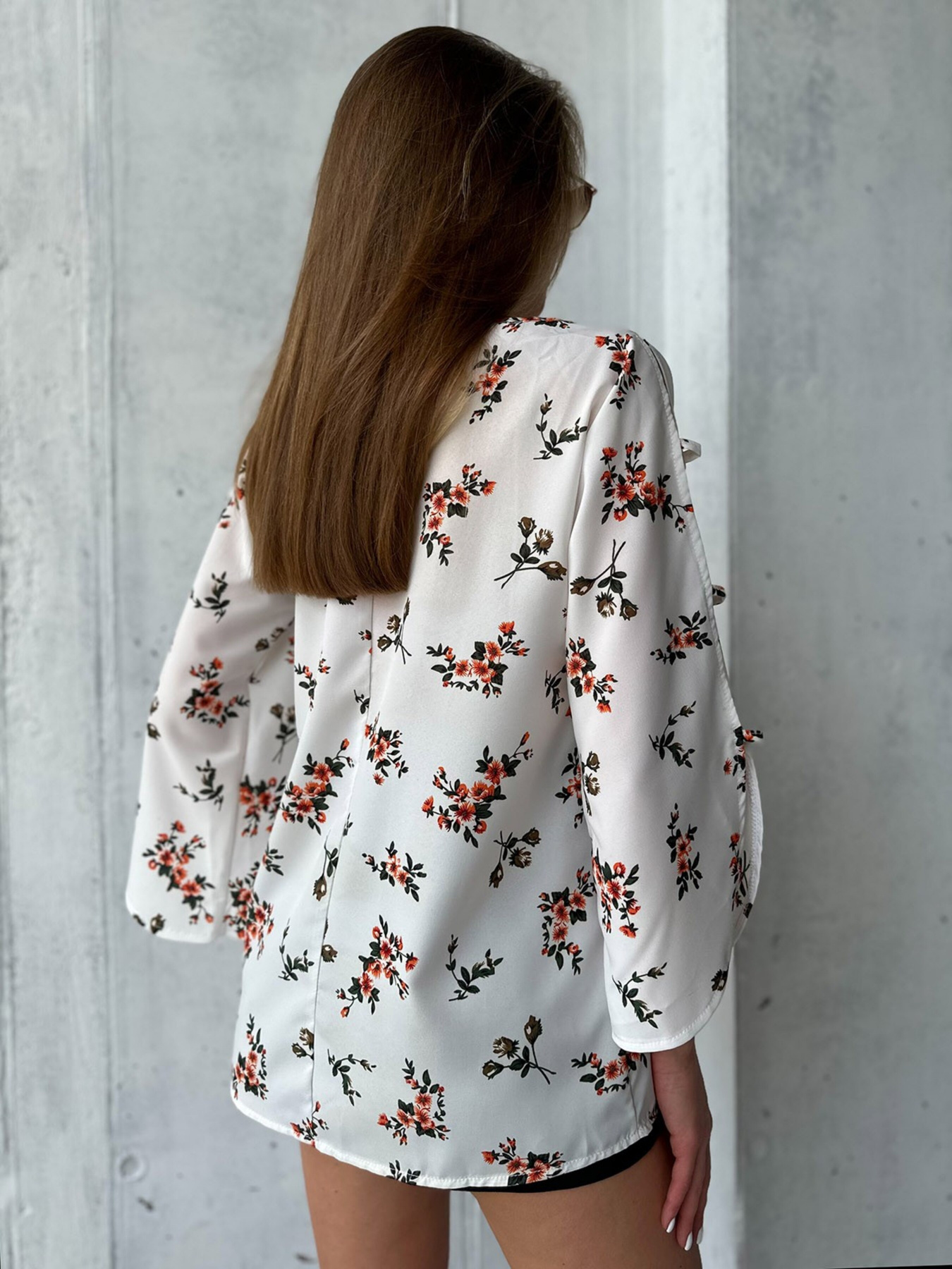 Блуза ISSA Plus модель SA-471_white Фото