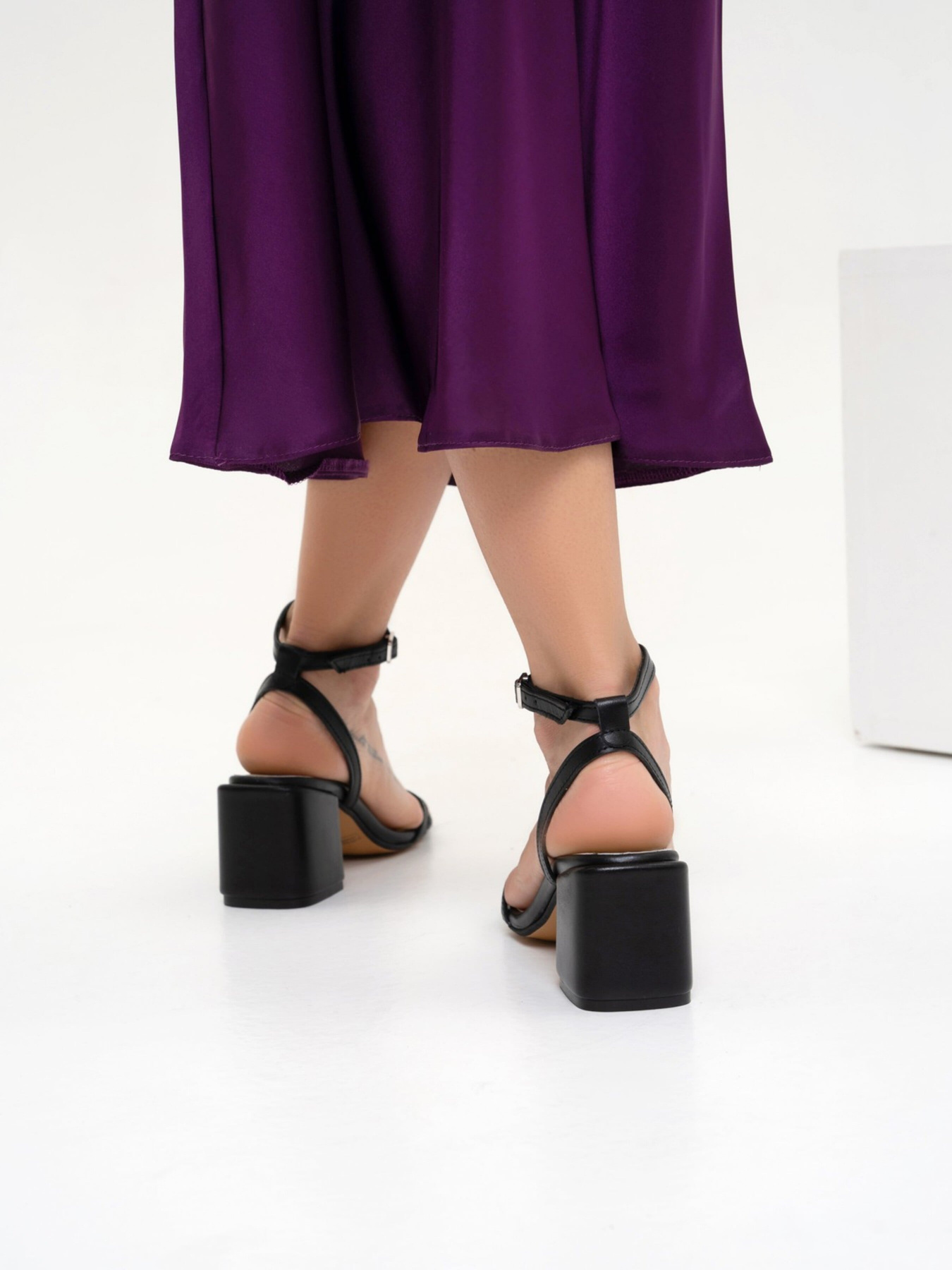 Босоніжки ISSA Plus модель OB2-259_black Фото