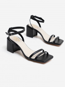 Босоніжки ISSA Plus модель OB2-259_black Фото