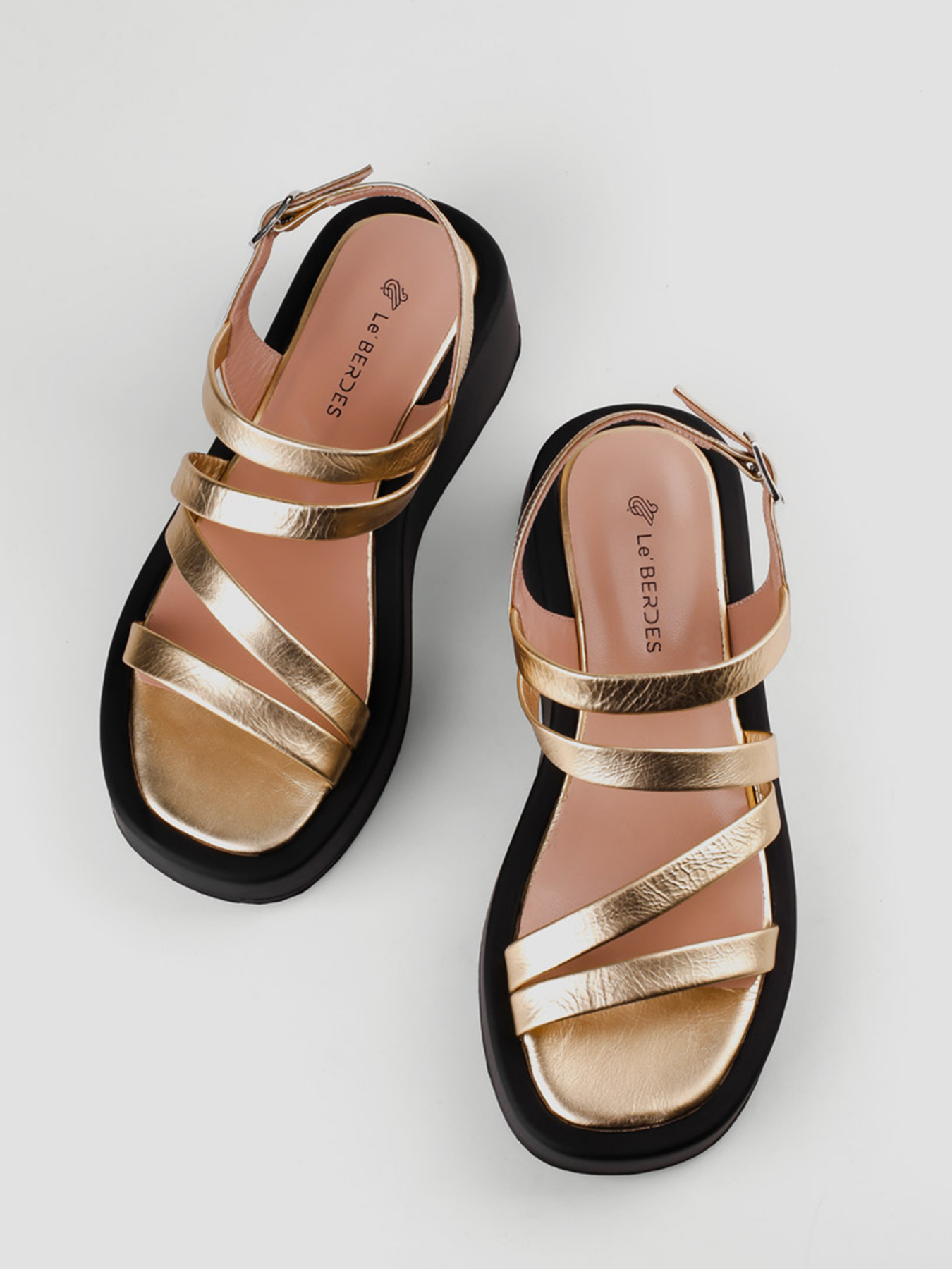 Босоножки LeBERDES модель 00000015819 Фото