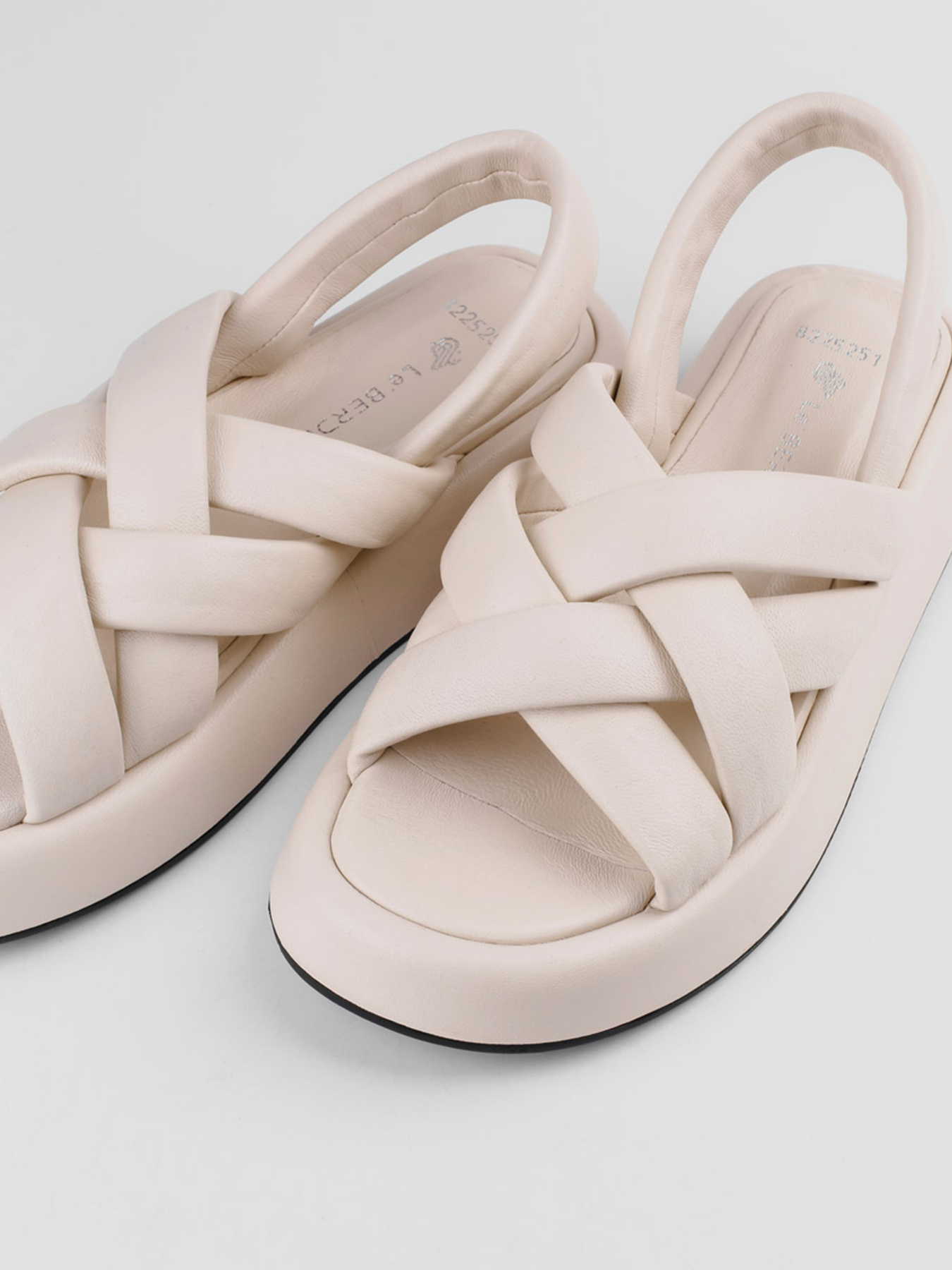 Сандалії LeBERDES модель 00000015832 Фото