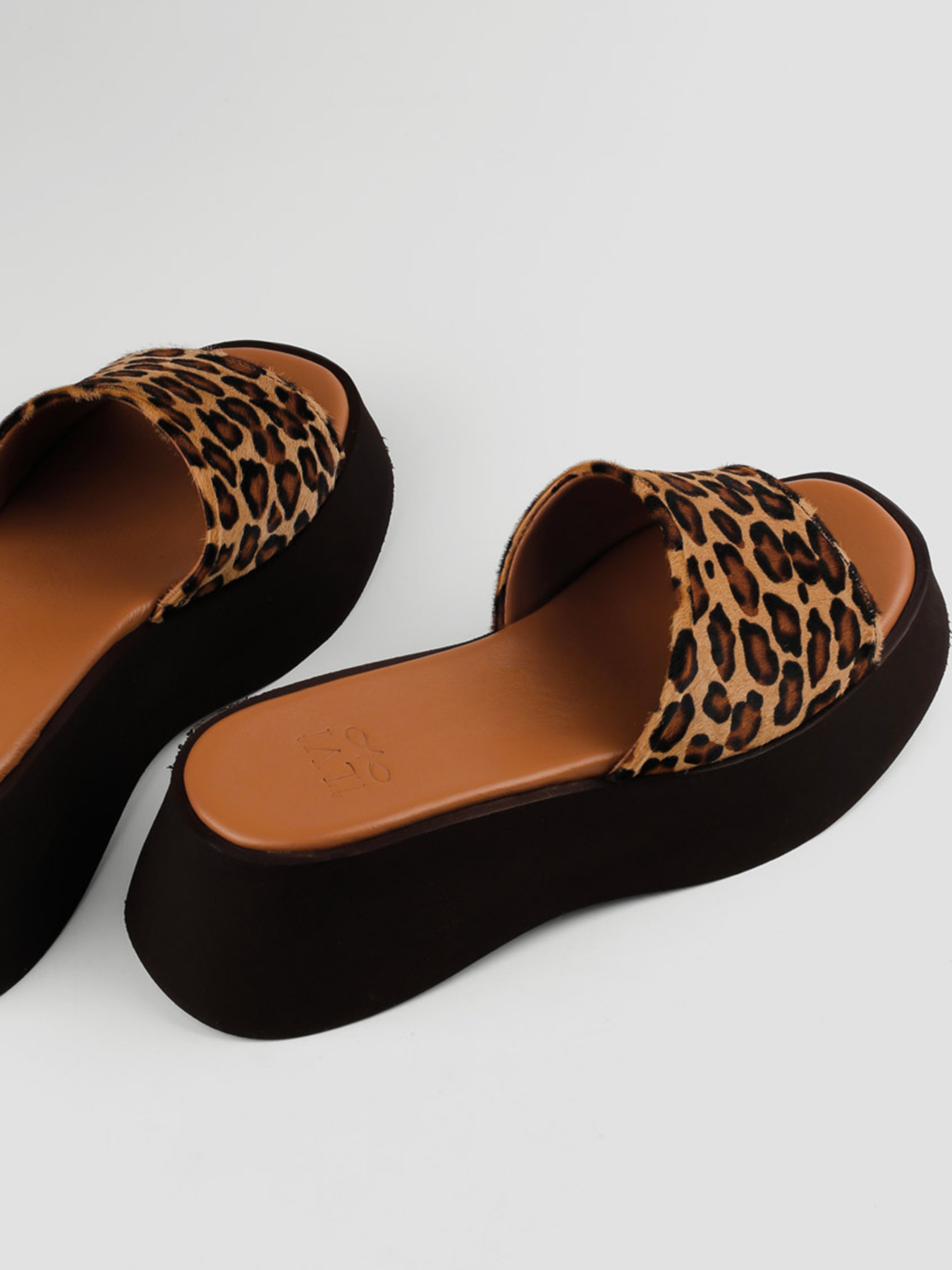 Шльопанці ILVI модель 00000015843 Фото