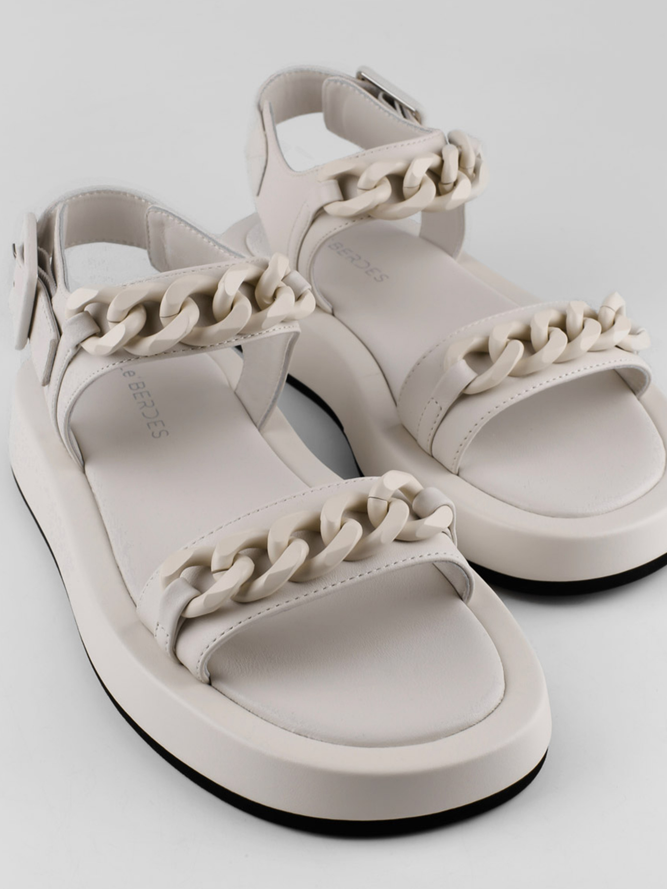 Сандалии LeBERDES модель 00000015949 Фото