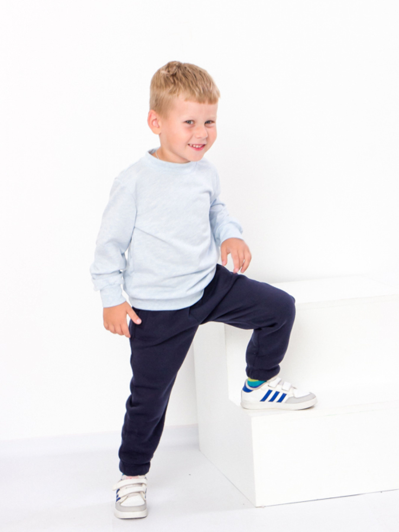 Джоггеры Носи своє модель 6060-025-chornilxno-sinj Фото