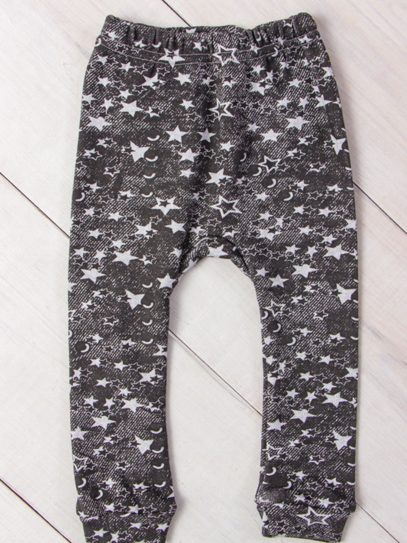 Повзунки Носи своє модель 9144-063-4-sr-zrki-na-chornomu Фото