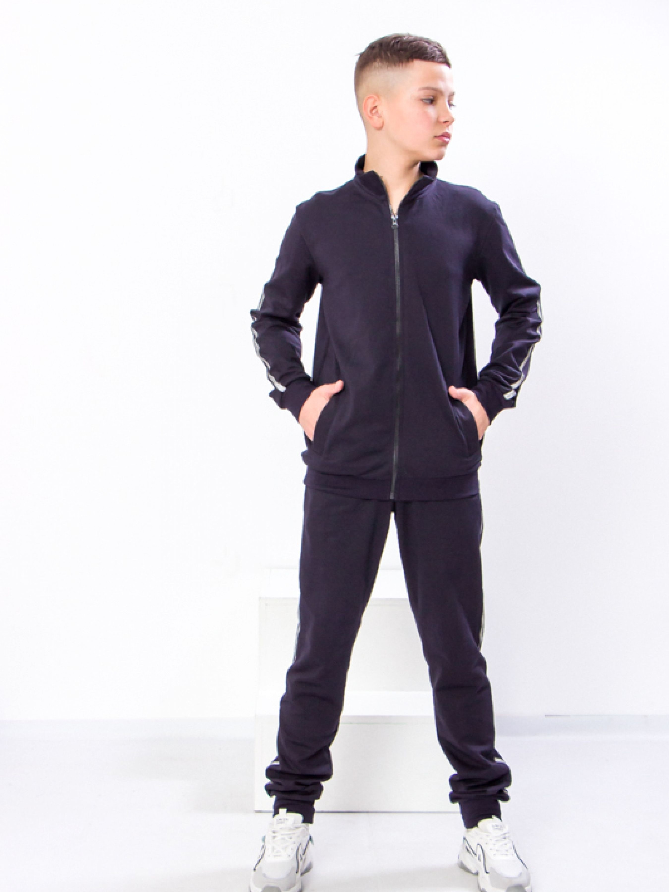 Спортивный костюм Носи своє модель 6240-057-chornilxno-sinj Фото