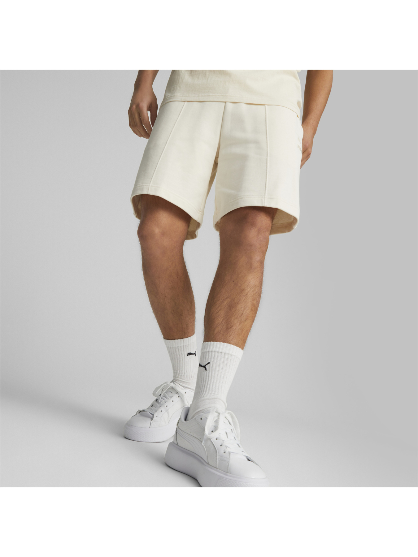 Шорти PUMA CLASSICS Pintuck Shorts 8" модель 538126 Фото