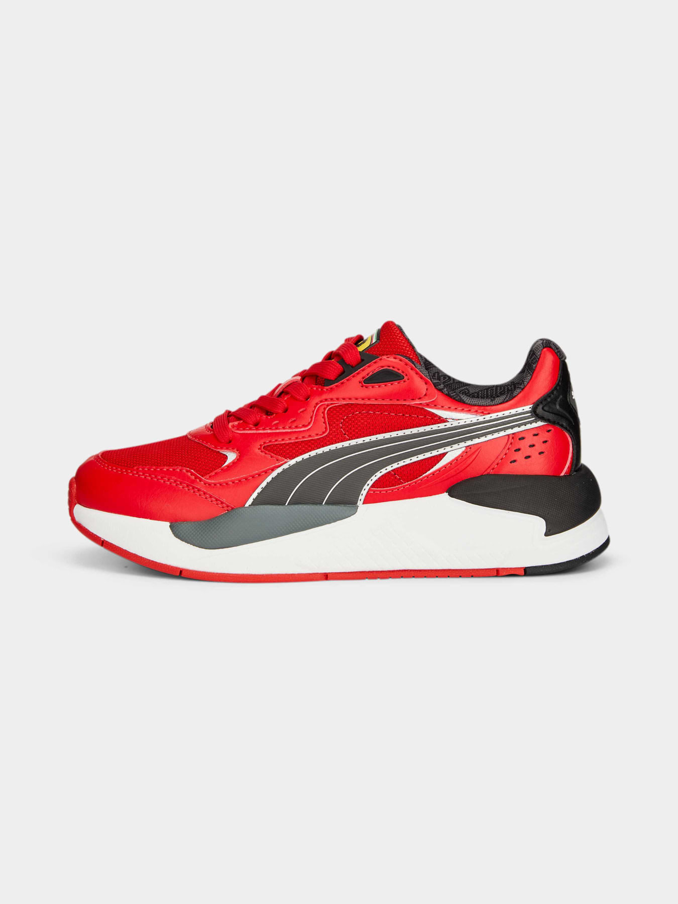 Кроссовки повседневные PUMA Ferrari X-ray Speed Jr модель 307653 Фото