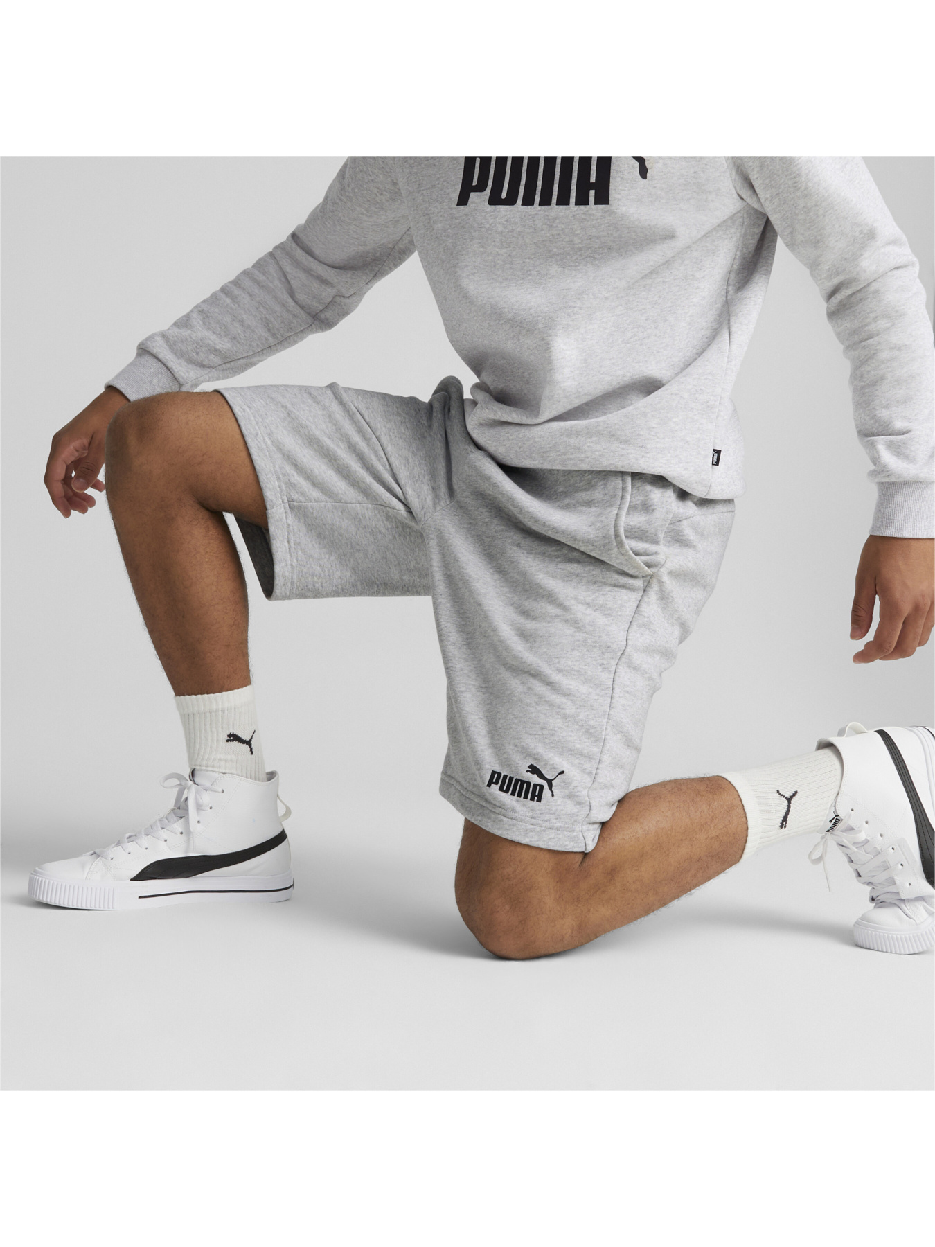 Шорты спортивные PUMA ESS модель 586709 Фото