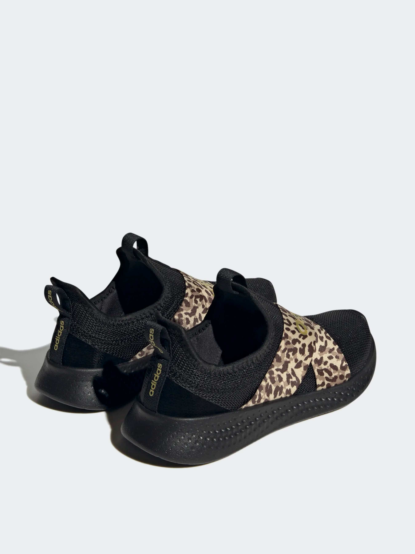 Кроссовки Adidas модель HP6241 Фото