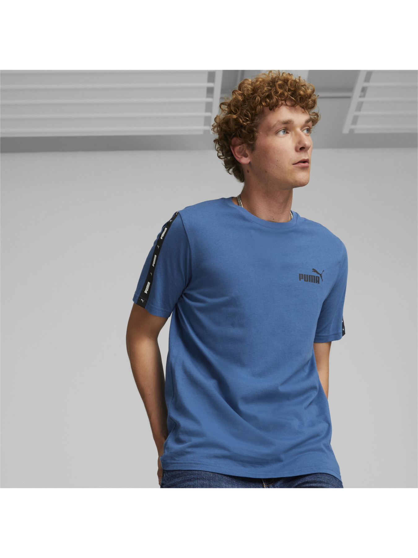 Футболка PUMA Ess+ Tape Tee модель 847382 Фото