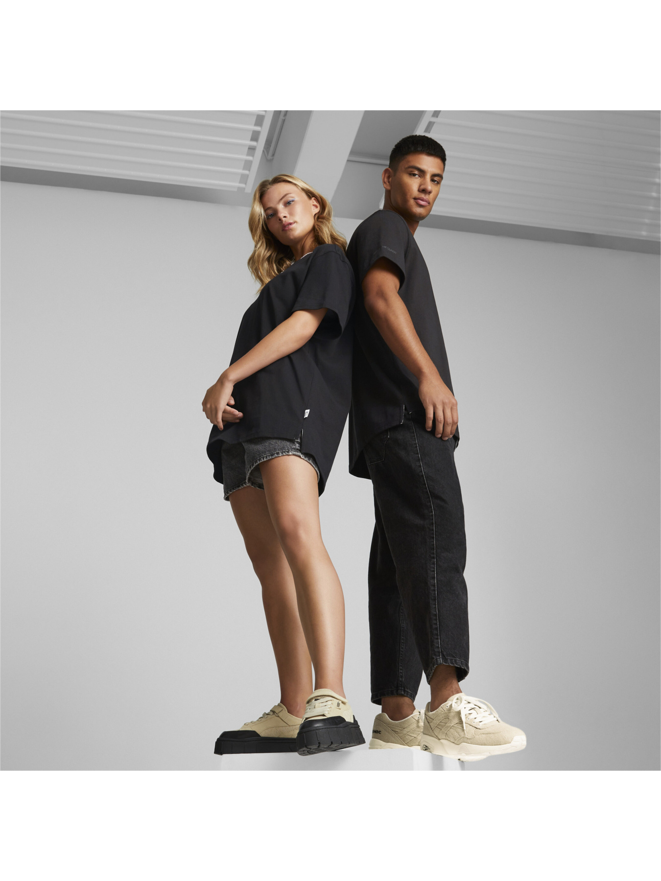 Футболки и поло PUMA Mmq Tee модель 535788 Фото