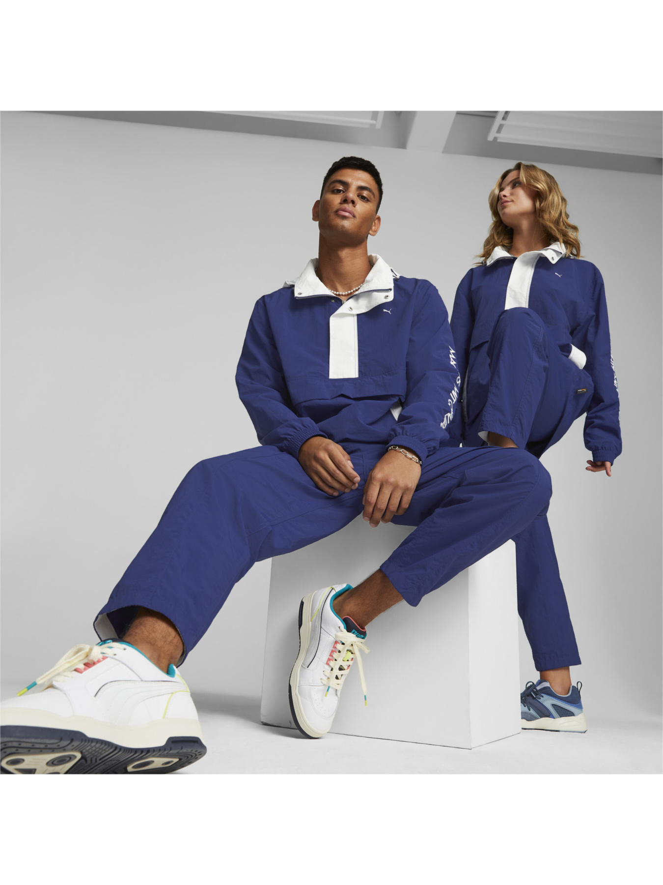 Брюки повседневные PUMA MMQ STB Lightweight Pants модель 535794 Фото