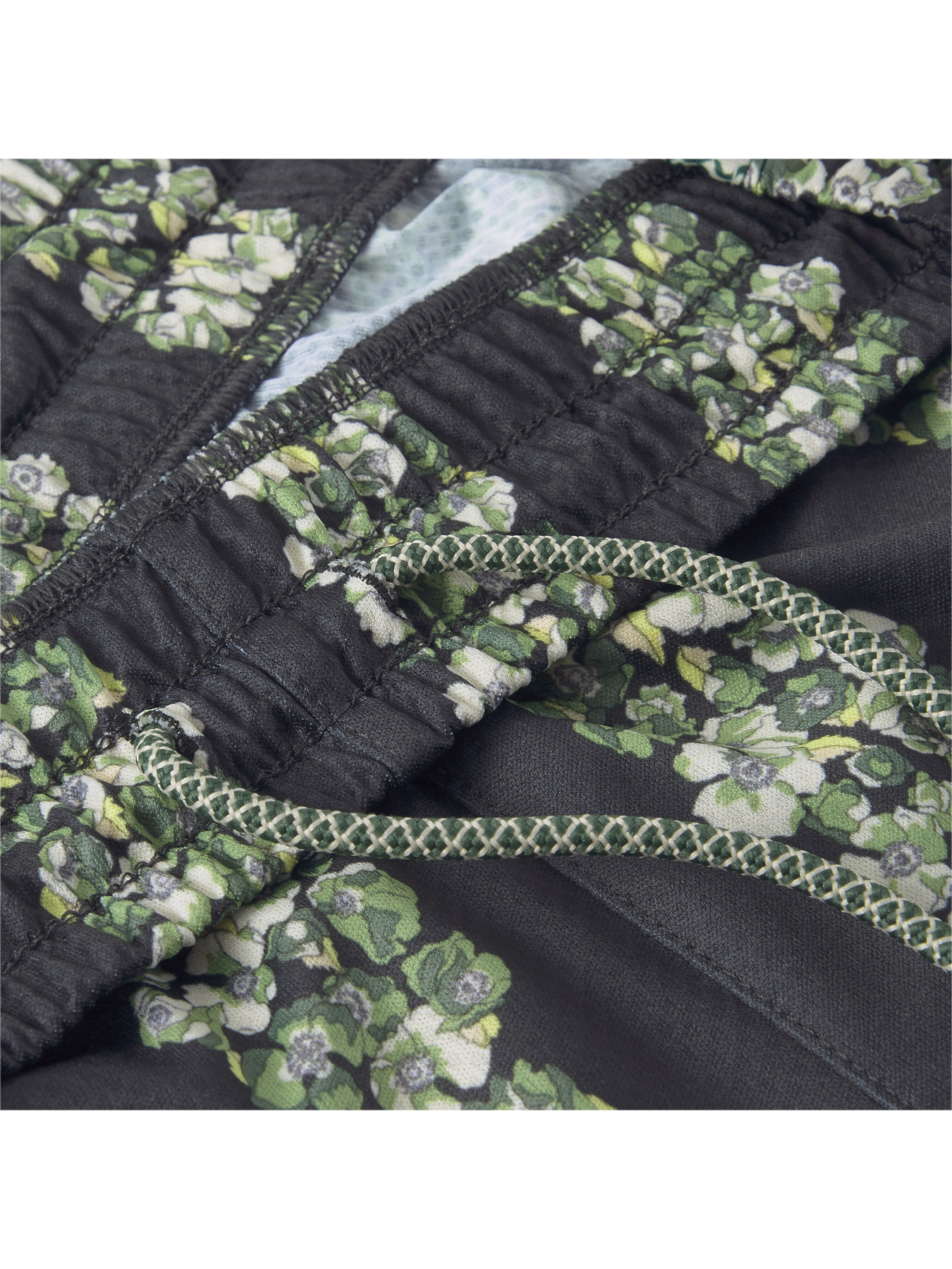 Шорты PUMA x Liberty Shorts модель 534247 Фото