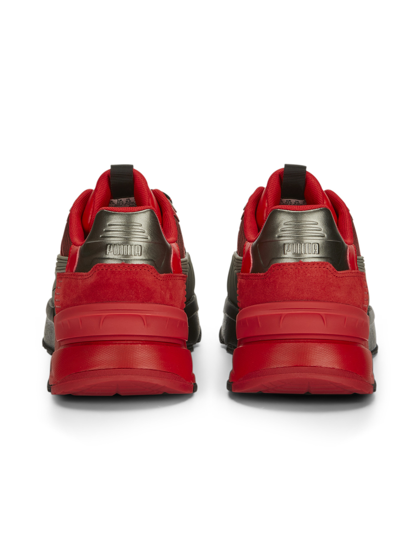 Кроссовки для тренировок PUMA Ferrari Mirage Sport модель 307647 Фото