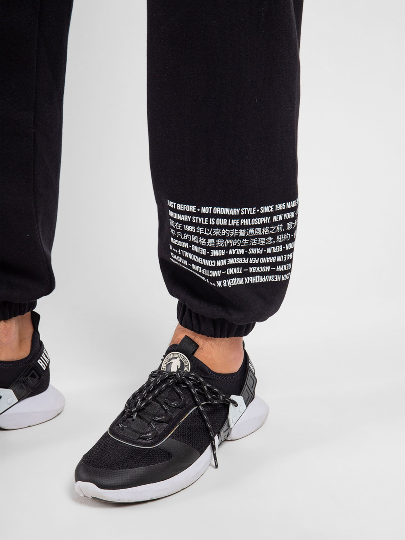 Штаны спортивные J.B4 (Just Before) модель 4MG1102 Фото