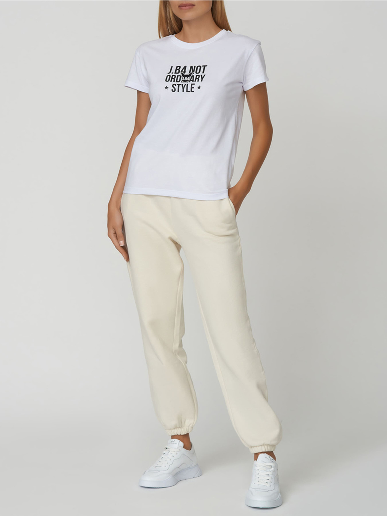 Футболка J.B4 (Just Before) модель 4WF1801 Футболка J.B4 (Just Before) модель 4WF1801 Фото