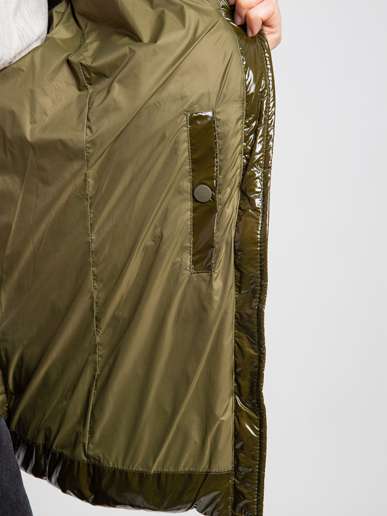 Пуховик Bomboogie модель JW.7030.T.CRT.341 Пуховик Bomboogie модель JW.7030.T.CRT.341 Фото