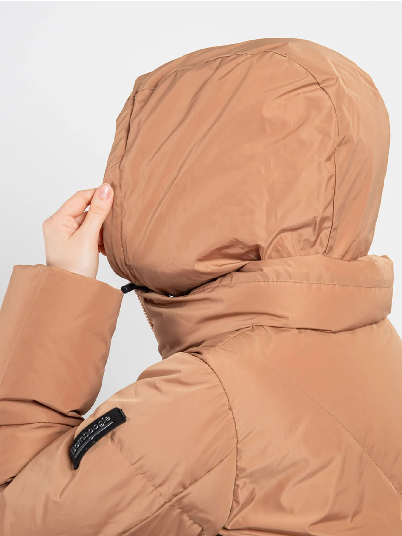 Пуховик Bomboogie модель JW.7032.T.MNQ.184 Фото