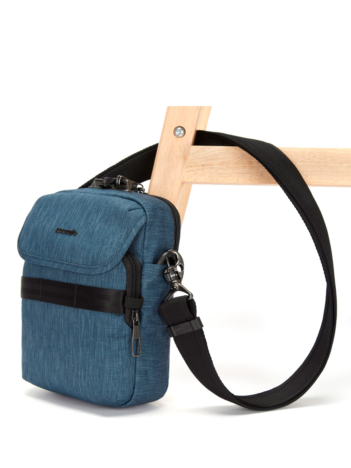 Мессенджер Pacsafe Metrosafe X compact crossbody модель 30610646 Фото