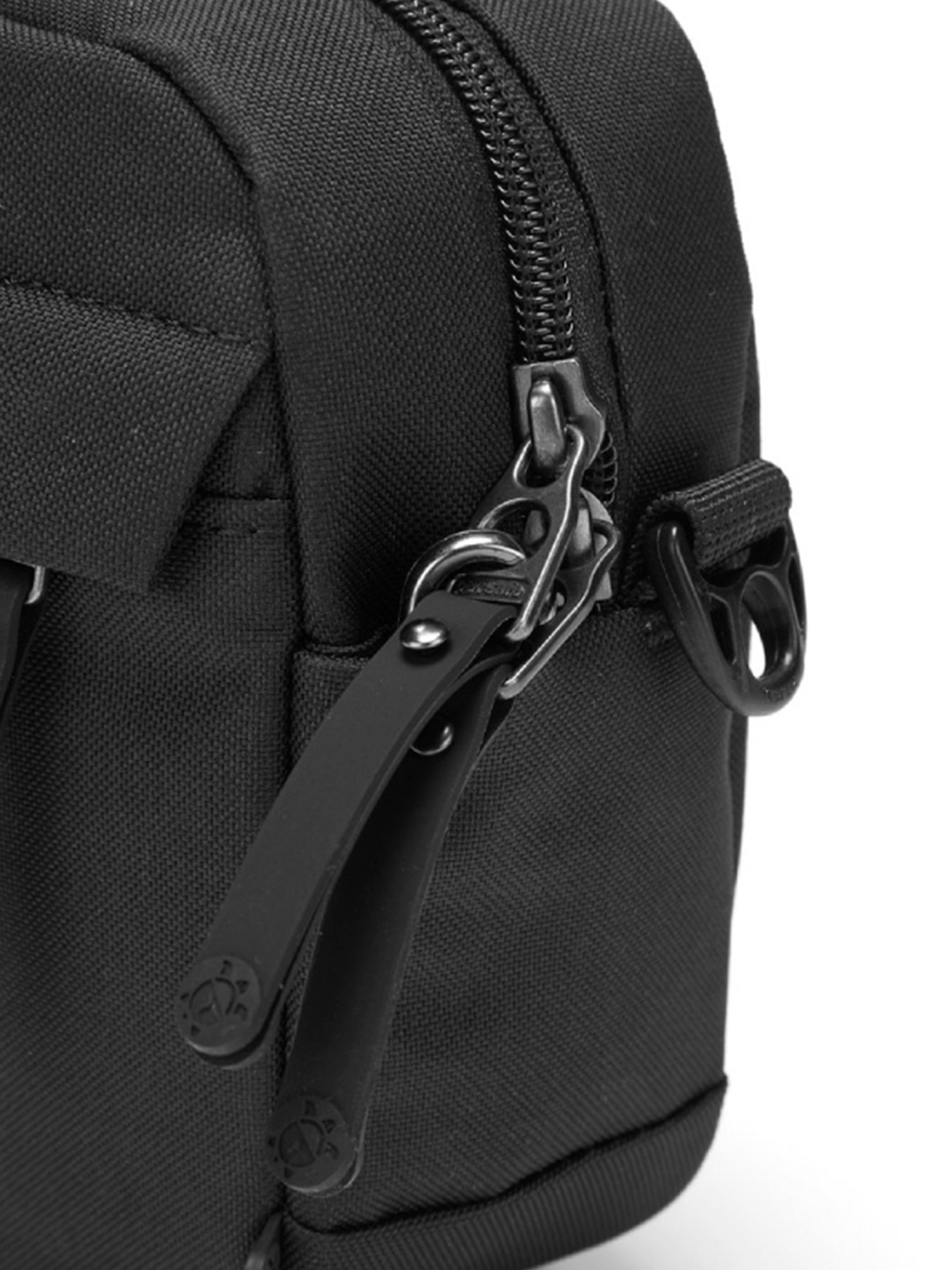 Крос-боді Pacsafe GO модель 35105100 Фото