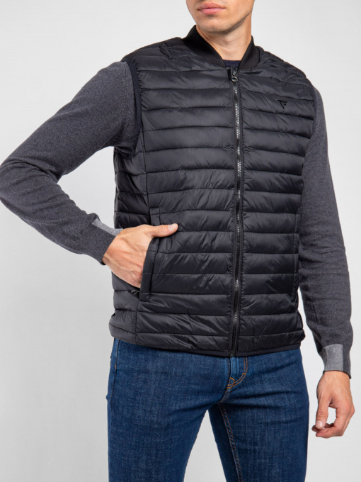 Жилет с утеплителем Fred Mello модель FMVAIL_BLACK Фото